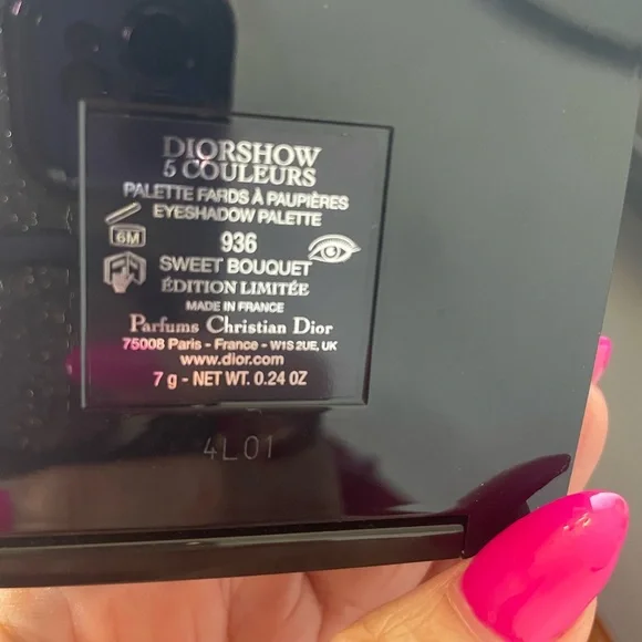 Dior Limited Edition Eyeshadow Palette- Sweet Bouquet - Picture 3 of 4